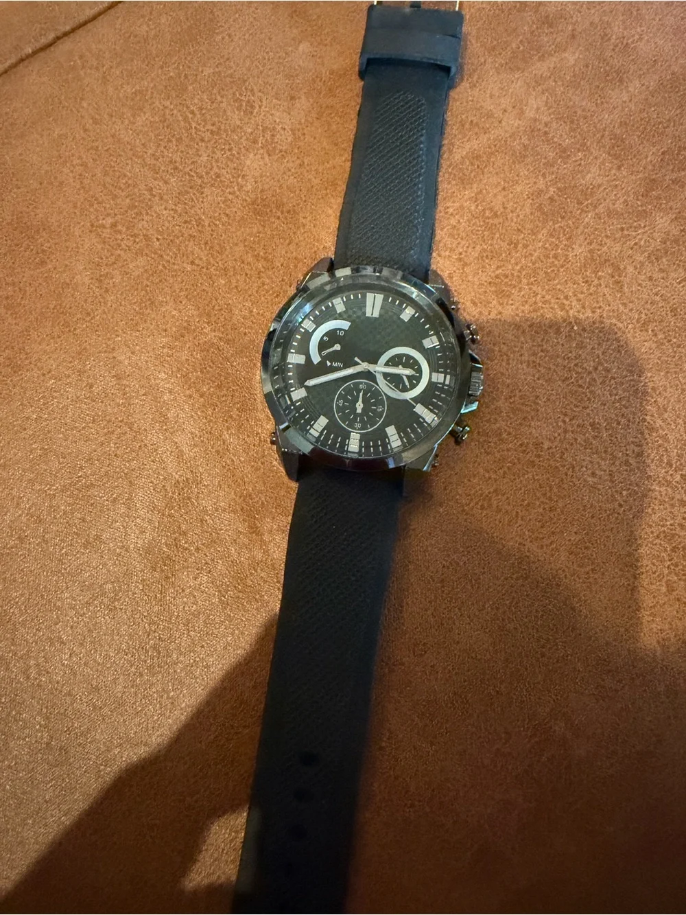 Unisex Black Casual Fashion Wristwatch with Textured Silicone Band